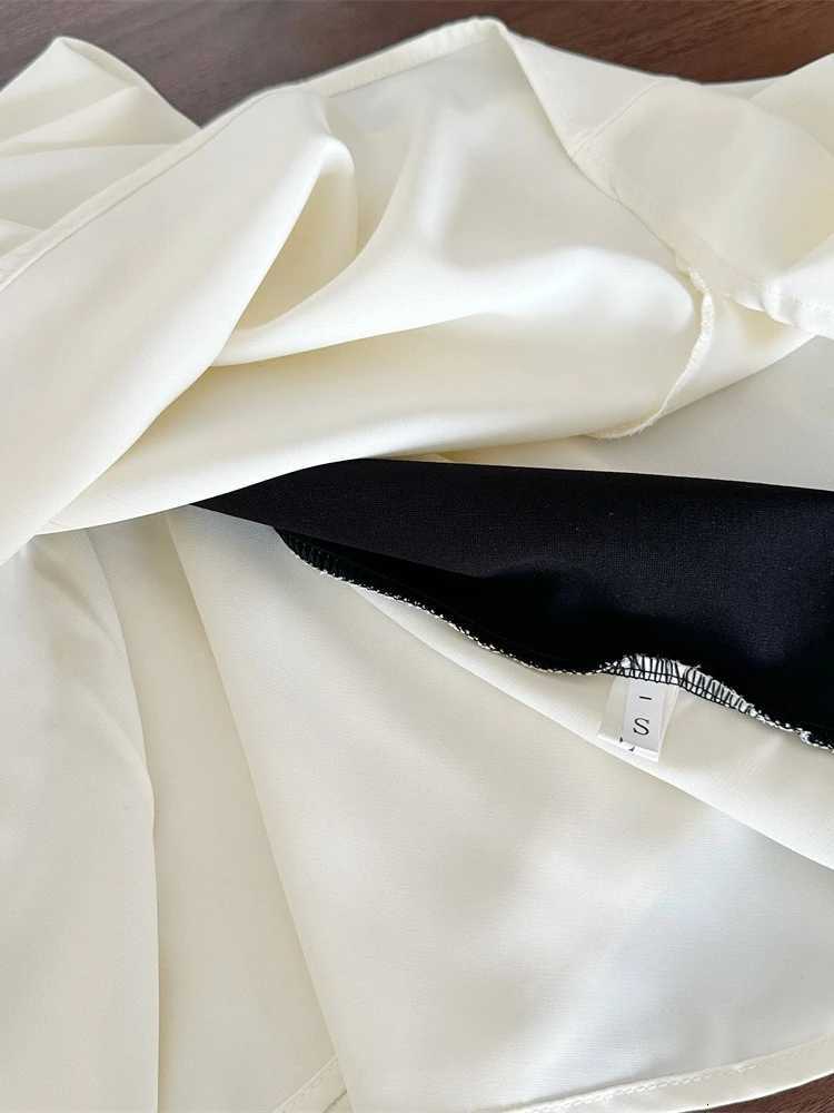 2025 Women Fashion Pleated Ruffle Hem Lace Dresses Sexy Bustier Backless Halter A-Line Dresses Sexy Lady Maxi Beach Party GownsT260314