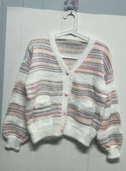 2026 Harajuku Y2k Kardigany Rainbow Striped Cardigan Women Kawaii Heart Button Japanese Soft Sweet Knitted Sweater Chic New Coat Z260313