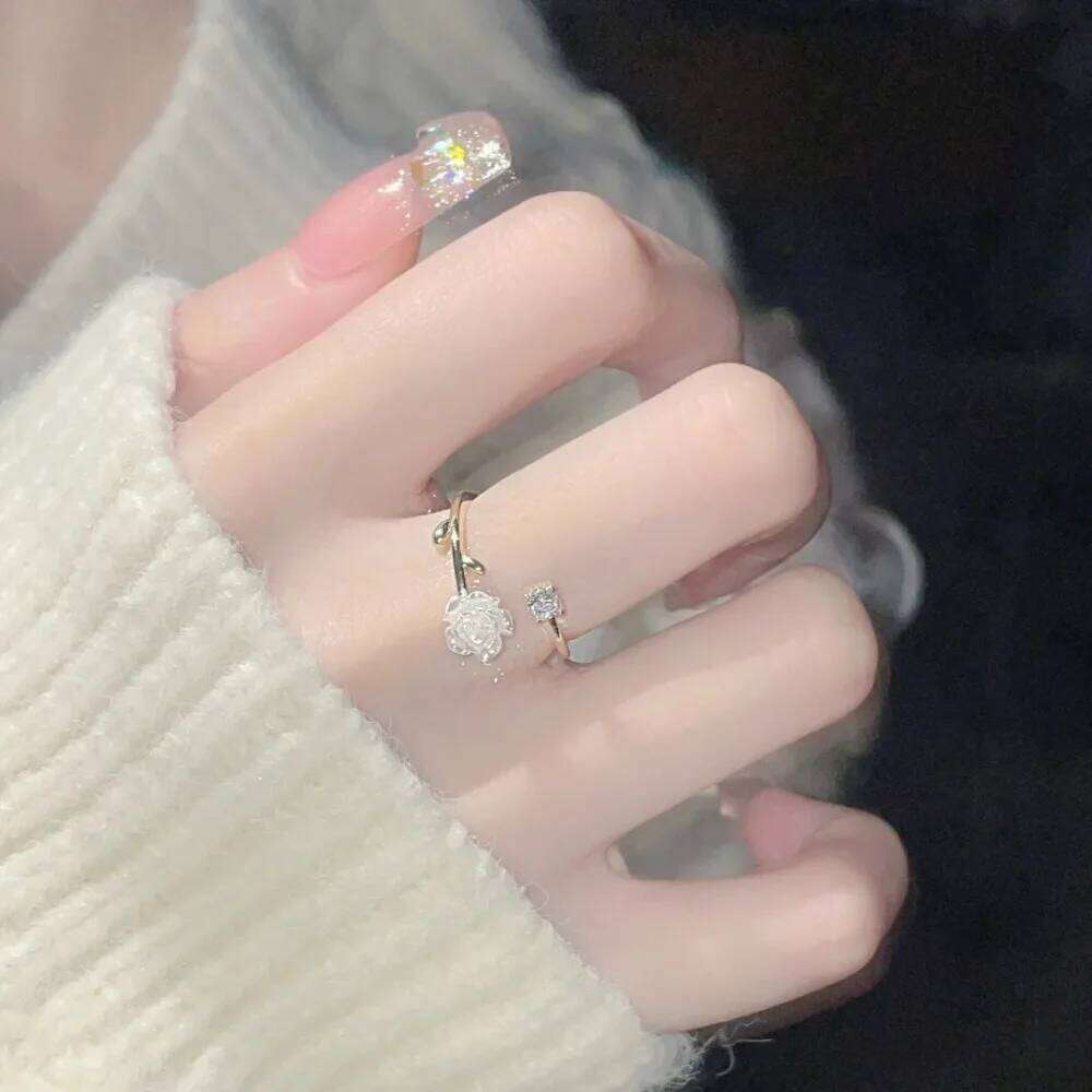 Exquisite Fashion Silver Color Stainless Steel Camellia Flower Rings for Women Charm Adjustable Zircon Finger Jewelry Accessory H260312