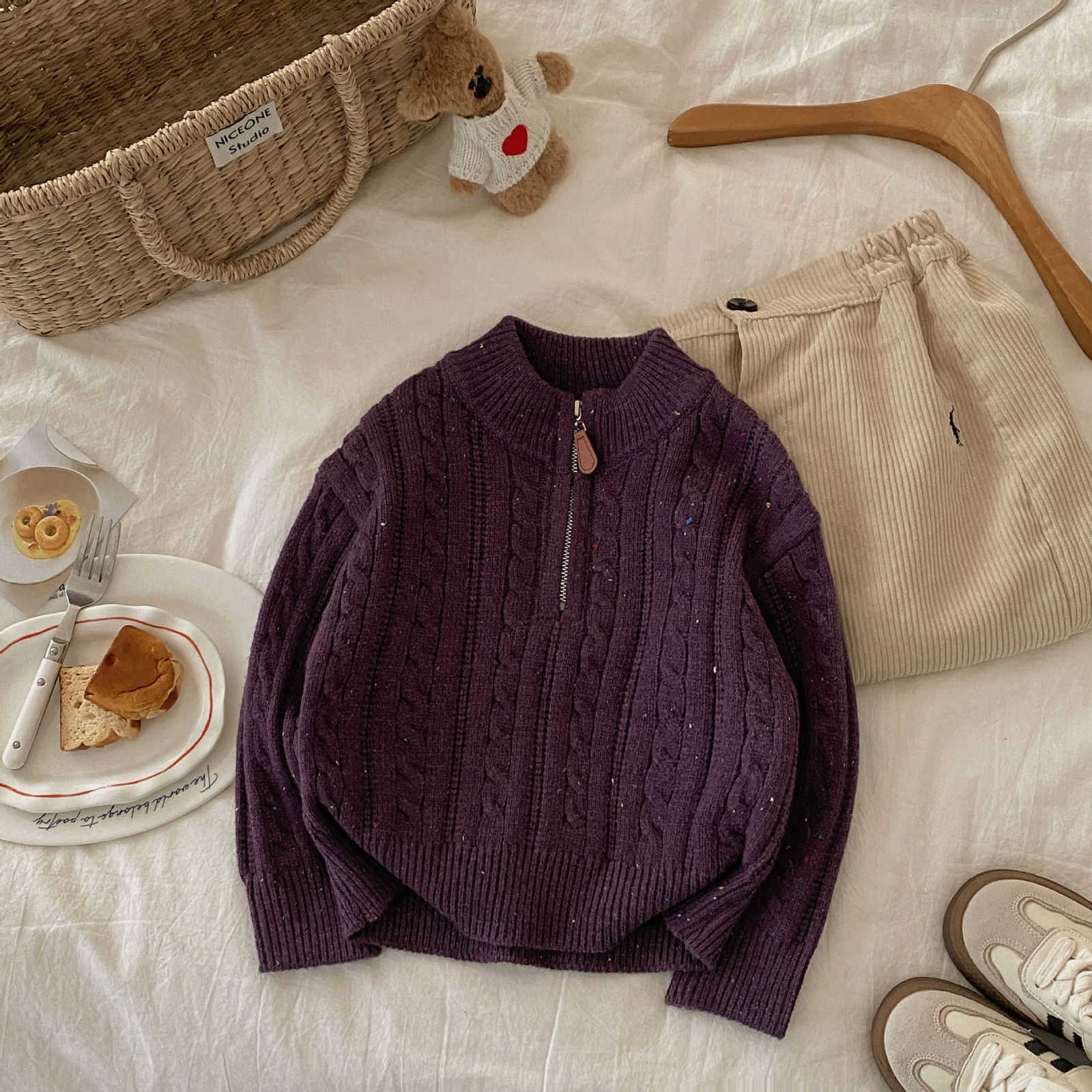 Pullover Autumn/Winter New Children's Sweater with Colorful Dots Half-Zip Cable Knit Pullover, Stylish and Versatile Sweater