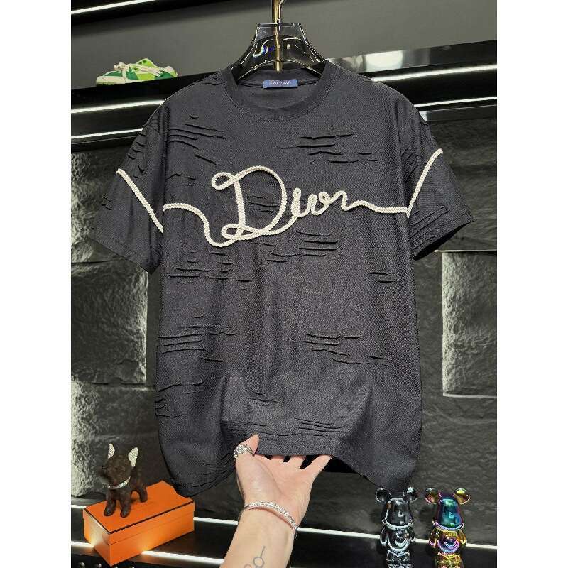European-Style Men's High-End American Embroidered Ripped Short-Sleeve T-Shirt 2026 New Summer Light Luxury Casual Half-Sleeve Top Luanyun