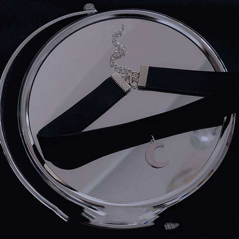 Korean-Inspired Goth Choker Necklace with Moon Pendant; Women's Vintage Clavicle Chain Accessory H260312