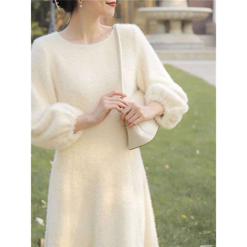French Fairy Long Plush Gentle White Sweater Dress Women's Spring Autumn New Style Adding Velvet Thickening Dresses Z260314