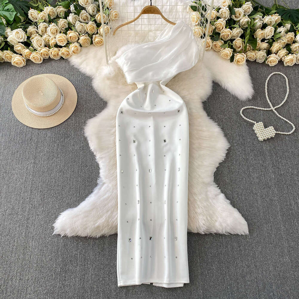 Elegant and exquisite A12 women's off shoulder dress with high-end summer design, diamond decoration, satin patchwork waistband