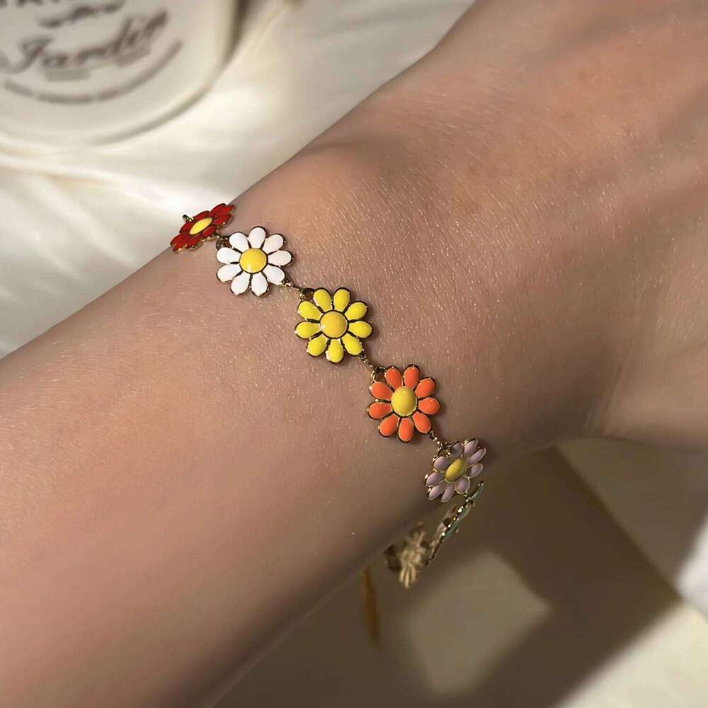 Vintage Bohemian Full Daisy & Bangle Summer Fashion Flower Chain Charm Bracelet For Women Travel Wristband Jewelry Z260313