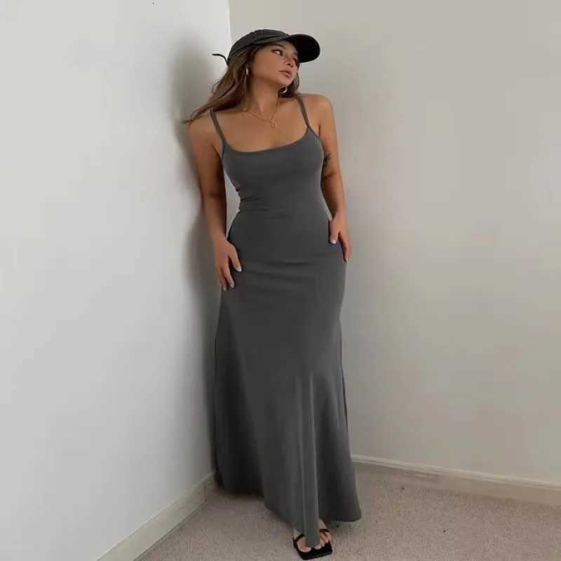 2025 Summer Womens New Fashion Simple Temperament Suspender Long Backless Slim Waisted Sexy Sweet And Spicy Casual DressesT260314