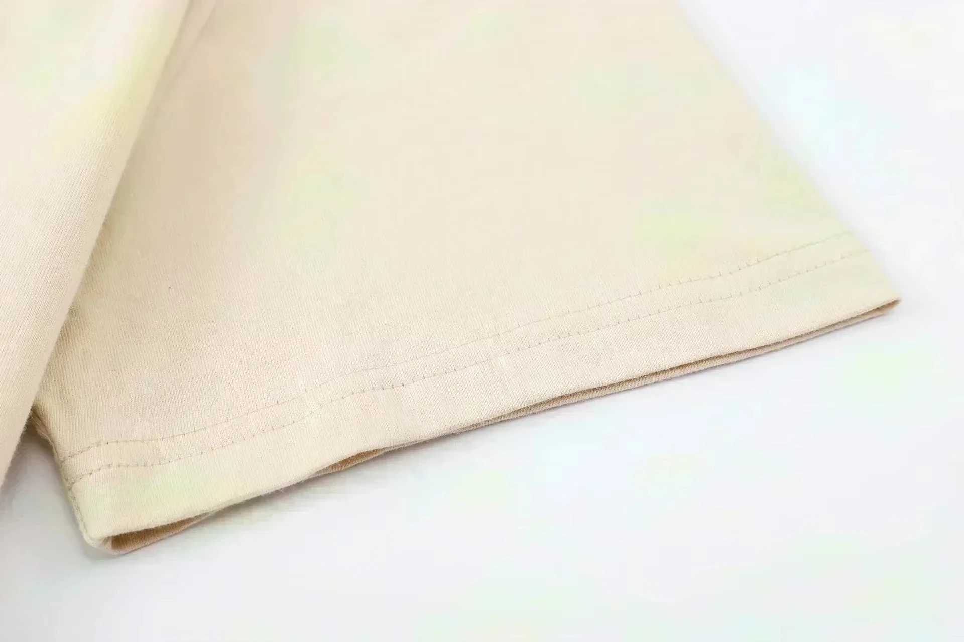 New trend hot mens and womens cotton round neck short sleeved T-shirts fashionable casual short sleeved T-shirts comfortable D260313