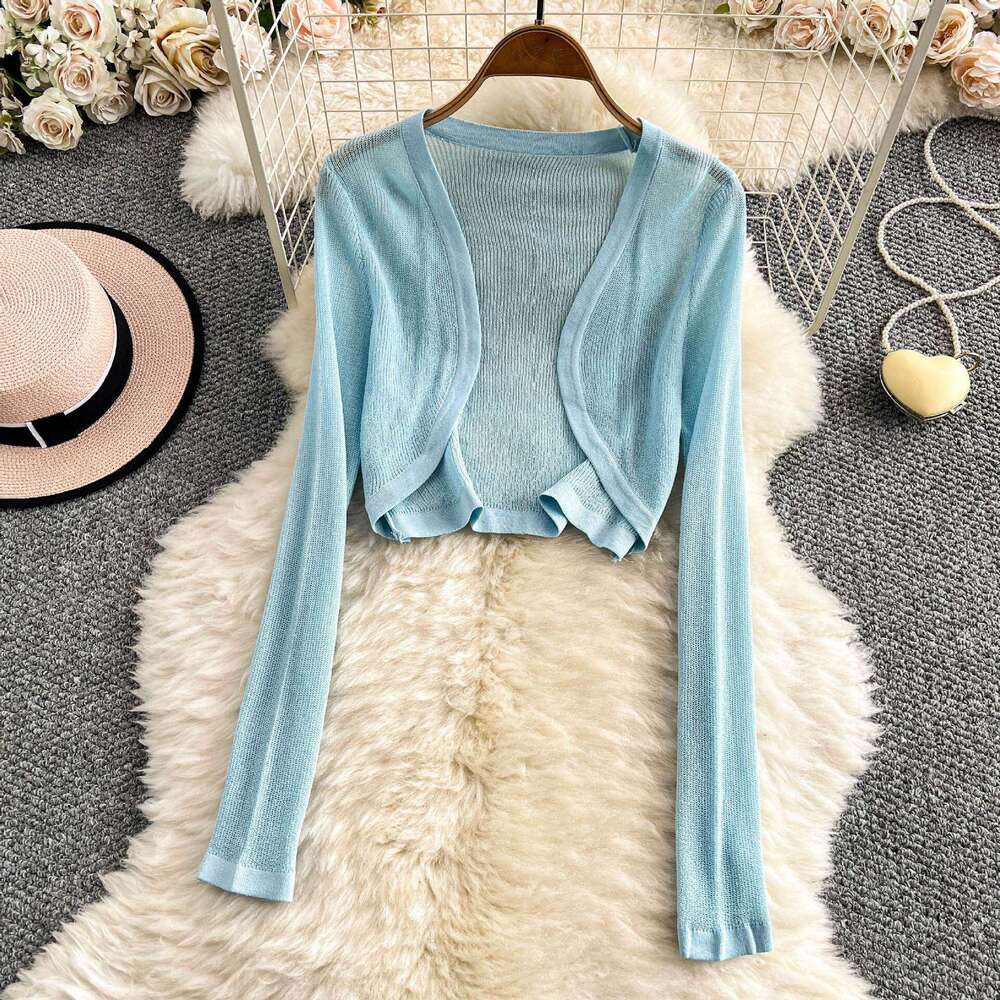 2026 designer's new super fashionable, unique, beautiful, gentle and age reducing blue printed vest with outer knitted layer