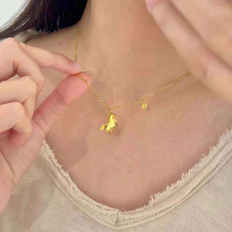 AETEEY New Chinese Gold Origami 3D Pony Necklace Women Minimalist Light Zodiac Year Coin Clavicle Chain H260312