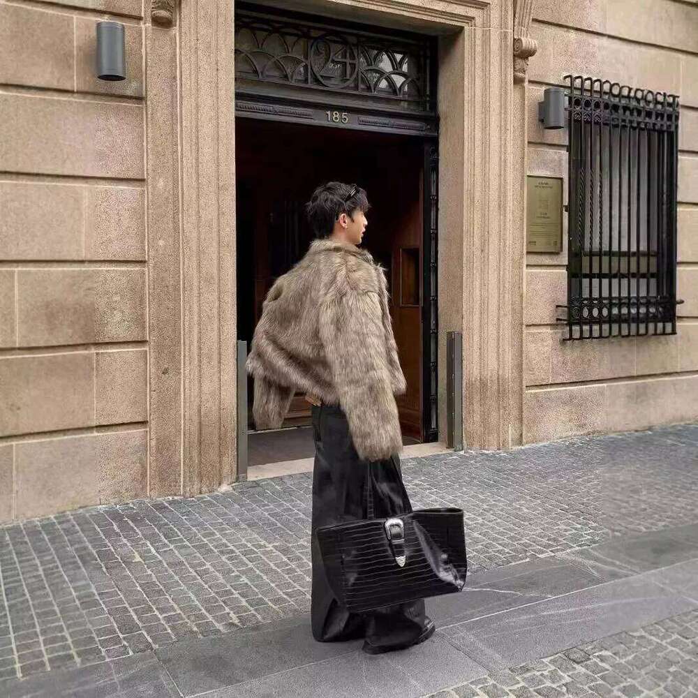 Faux Fur Jacket Men Short Coat 2025 Winter Thick Warm Open Stitch Outerwear Turn Down Collar Vintage Overcoat High Street Z260313