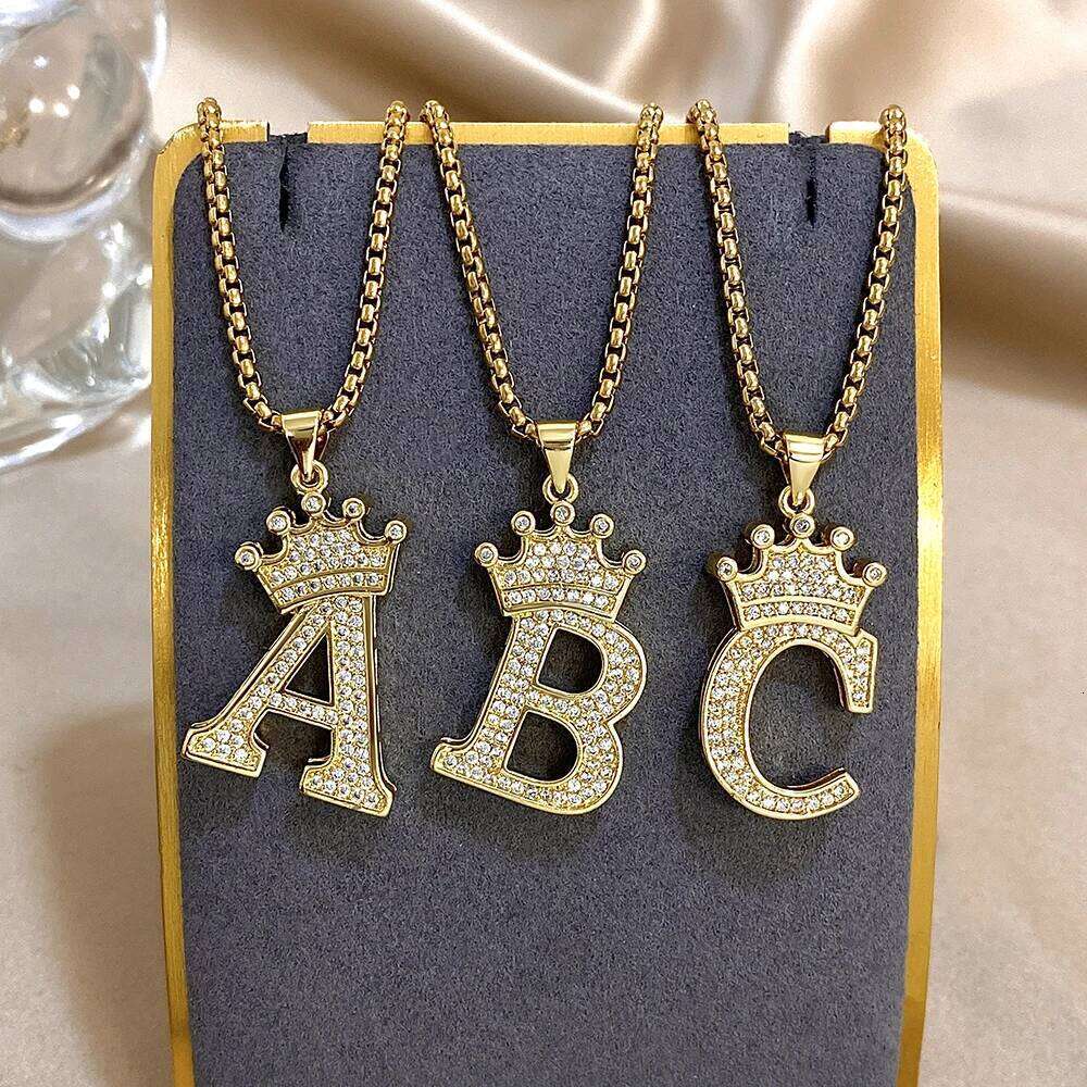 Greatera Chic Crown Zircon Filled Letter Pendant Necklace For Women Copper Plated Gold Light Popular Jewelry Holiday Gift H260312