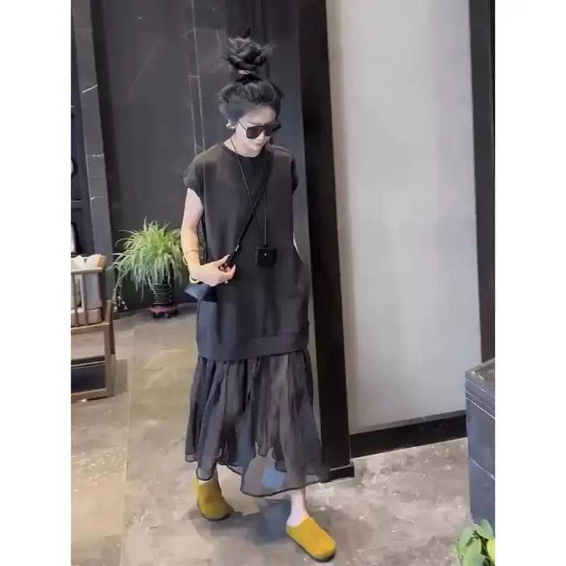 Summer Lightweight Spliced Mesh Dress Fashionable and Unique Faux Two-piece Sleeveless T-shirt DressT260314