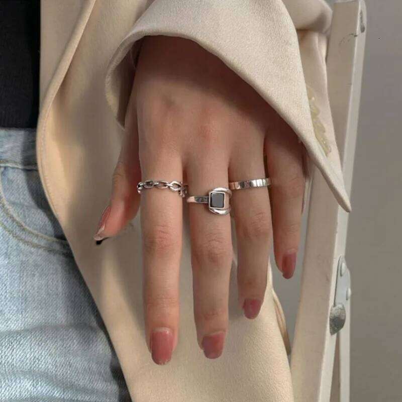 VENTFILLE 925 Sterling Silver Finger Rings New Fashion Creative Black Stone Geometric Birthday Party Jewelry Gifts H260312