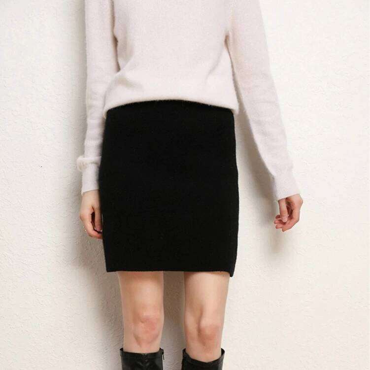 Autumn/Winter Women's Stretch Pencil Skirt, High-waisted A-line Mini Skirt Asian Sizing, Available in Black, Pink, Beige. Z260314