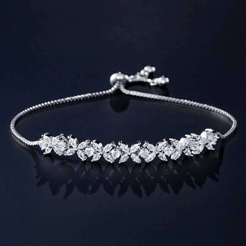 Classic Shiny Clear Zircon Flowers Adjustable Charm Bracelets for Women Sliver Color Fashion Wedding Jewelry Z260313