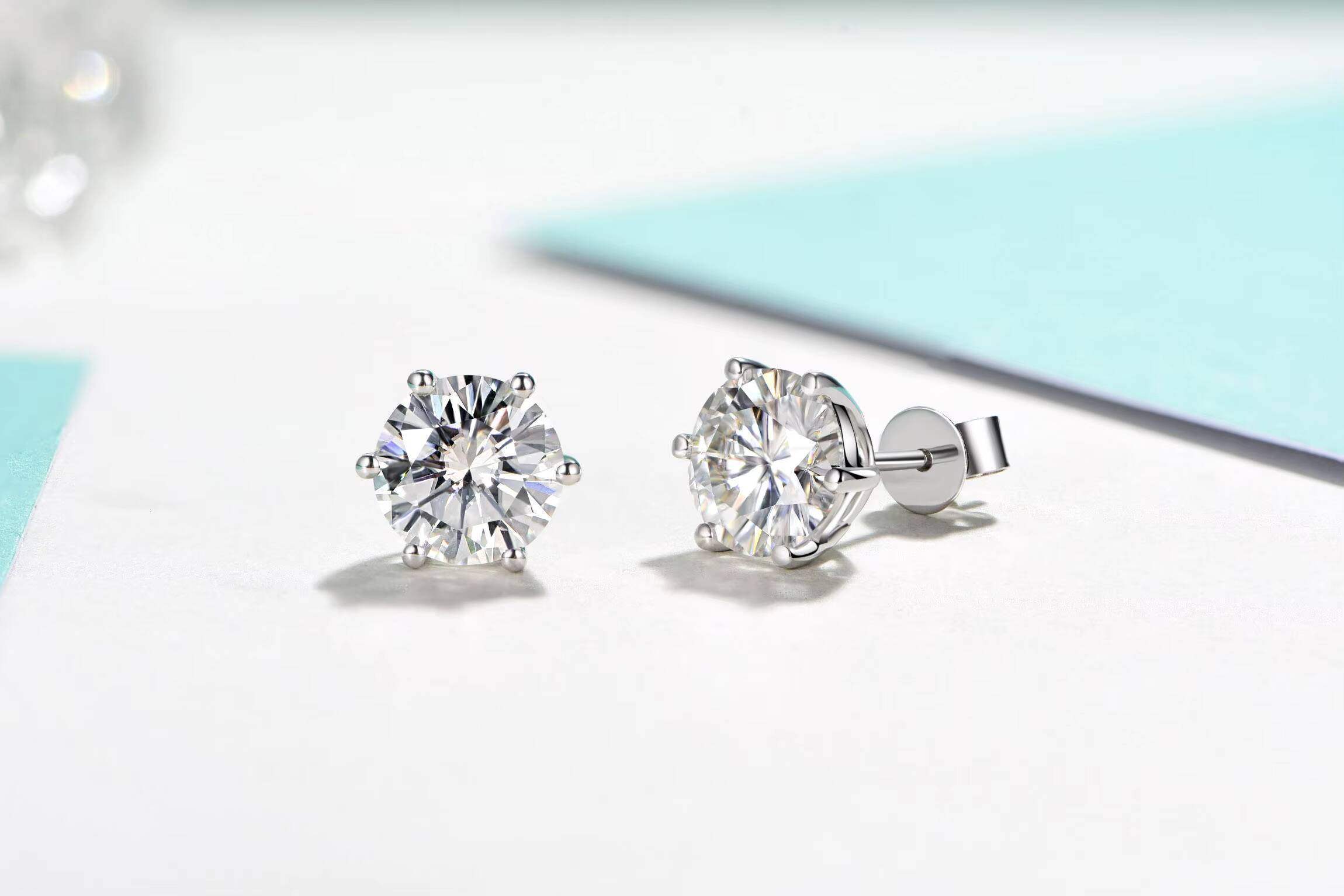 VOAINO Cvd Diamond Earrings 18k White Gold Diamond Stud Earrings for Women