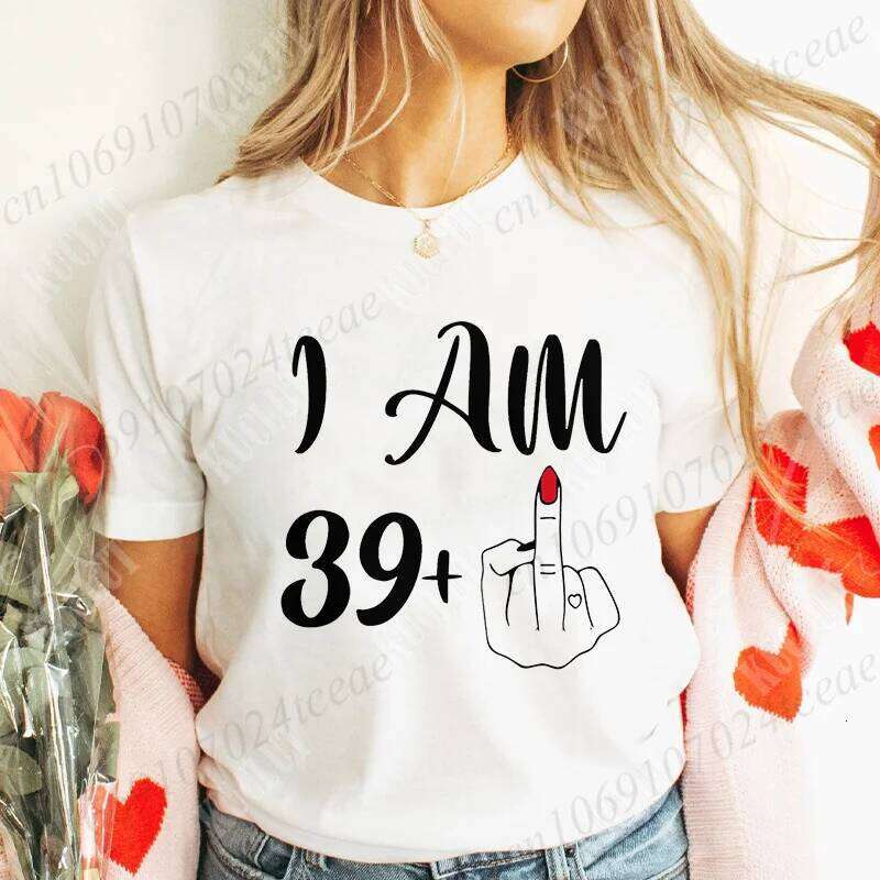 Personalized Tshirts, I Am 39+ Middle Finger Tee Sarcastic Shirt, 40th Birthday Party T-shirts Tops Z260314