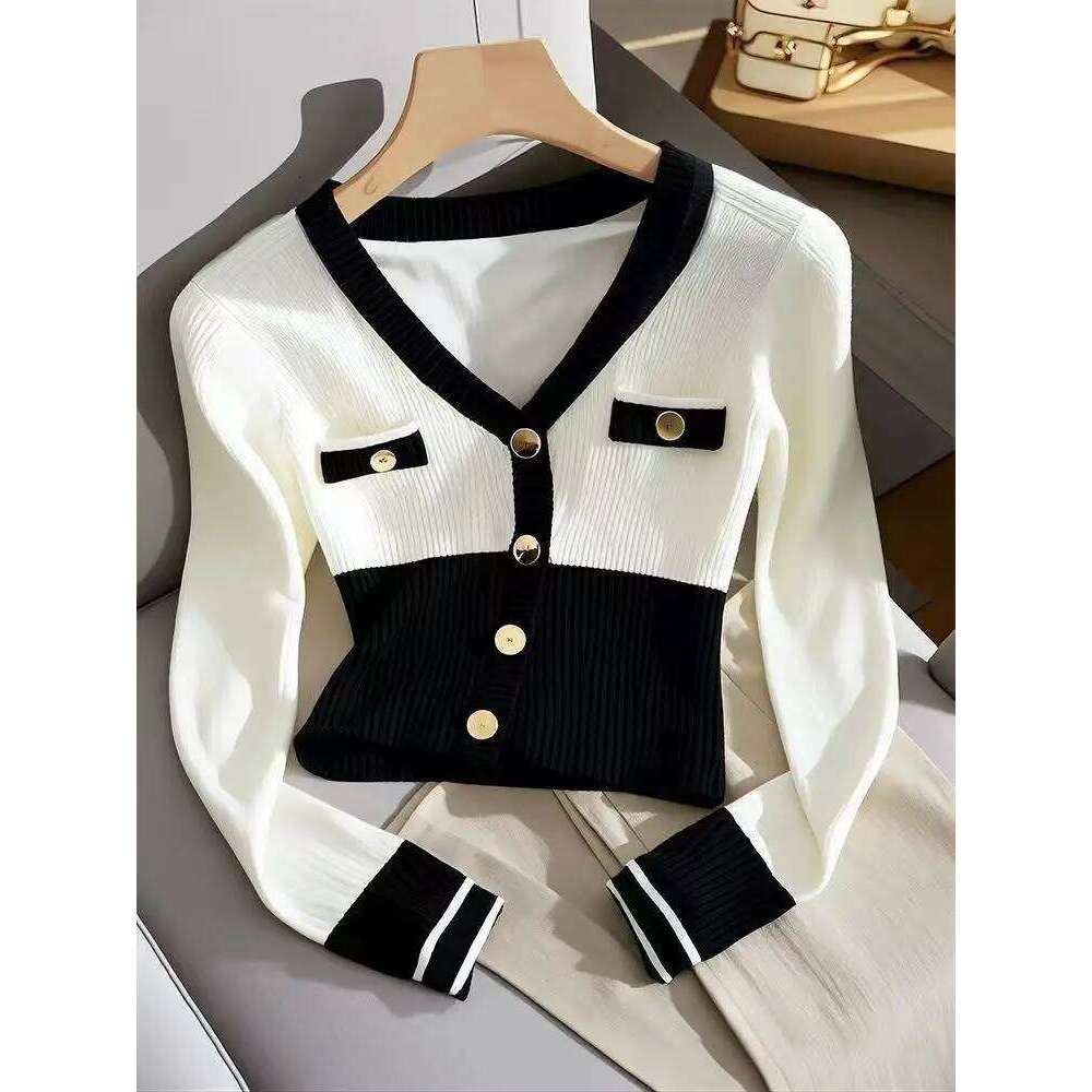 Sexy V-neck Sweater for Women Autumn 2024 New Contrast Design Metal Button Knitted Top Pull Femme Cropped Cardigan Slim Shirts Z260313
