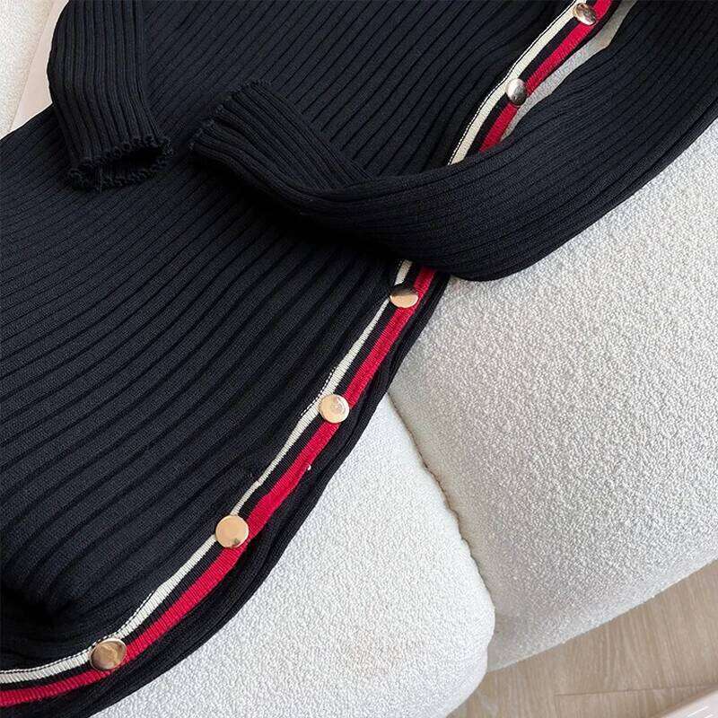 YuooMuoo 2025 Autumn Winter Women Knit Sweater Chic Fashion Cut Out Shoulders Long Sleeve Bodycon Lady Office Dress Z260313