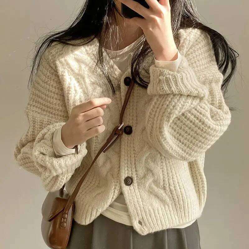 Korean Women Cardigan Sweaters Autumn Winter Fashion Female Long Sleeve V-neck Loose Knitted Shirt Jackets Casual Sweater Coats Z260313