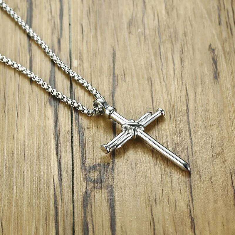 Nail Cross Pendant Necklace For Men Hip Hop Punk Style Silver Color Stainless Steel Chain Christian Church Baptism Party Jewelry H260312