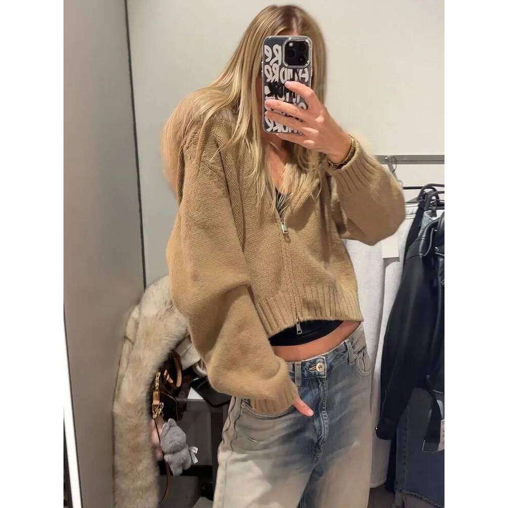 Tossy Winter Female Sweater Hoodie Fluffy Zipper Patchwork Long Sleeve Ribbed Solid Knit jacket Coat Women's Cardigan Z260313