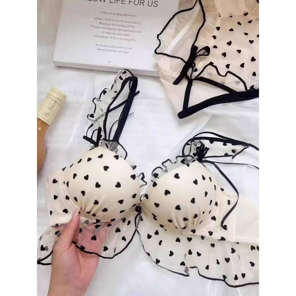 Japanese Mesh No-wire lace Underwear set Women's small breasts gather sexy pure desire sweet cute bra Panty SET TUSHY