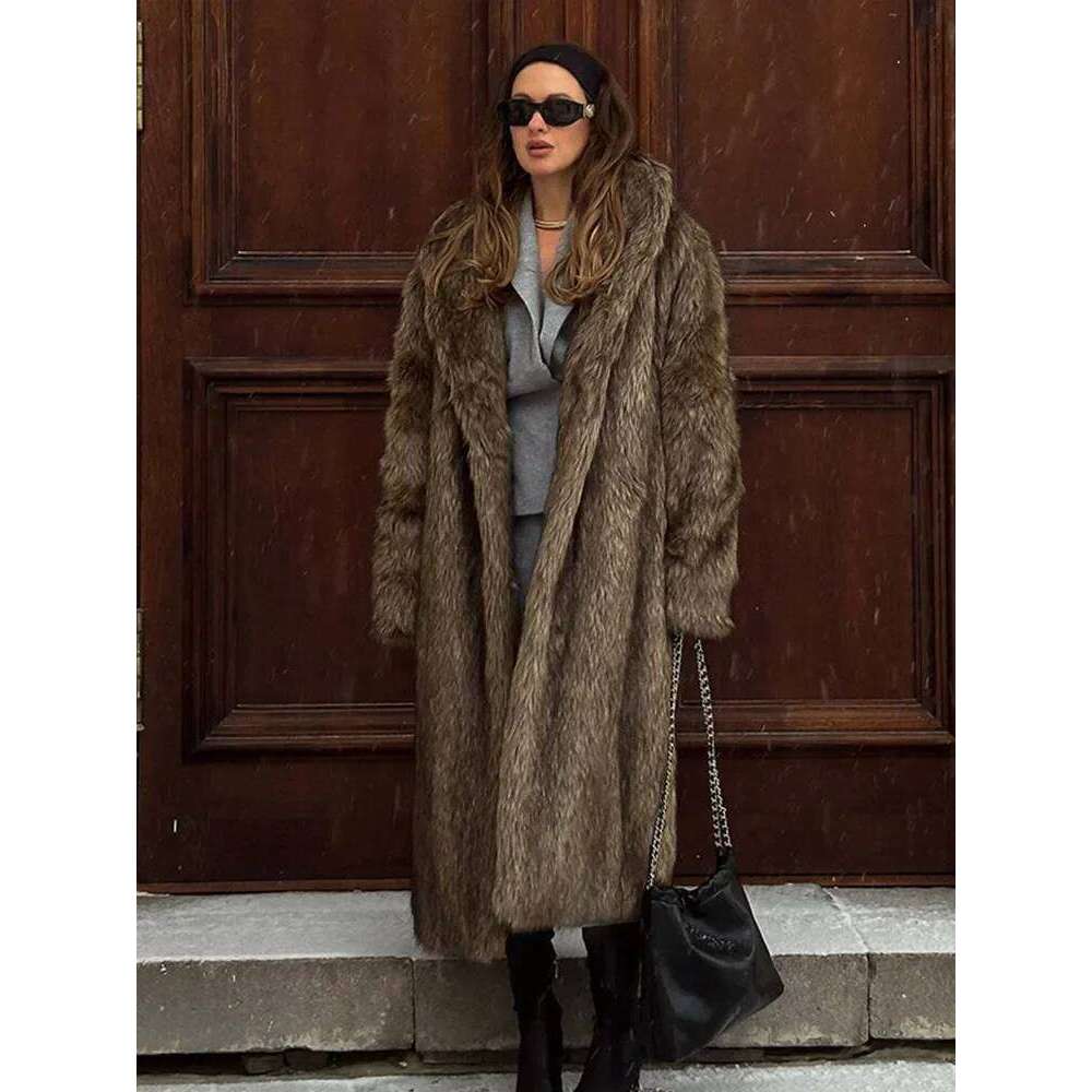 Luxury Women's Fluffy Long Faux Fur Coat Street Laple Full Sleeve Female Plush Overcoat Winter Lady Loose Thicken Outwear 2025 Z260313
