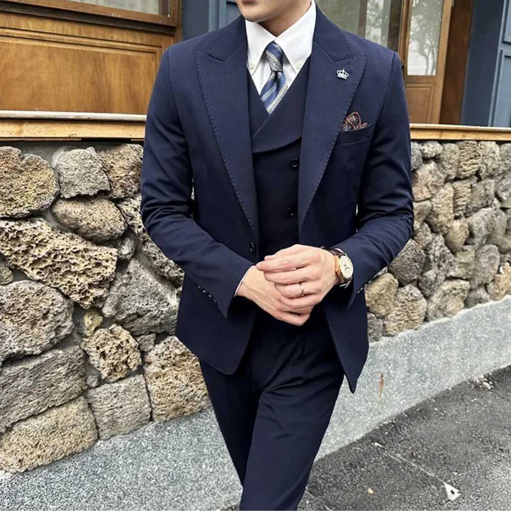 Mens Wedding Tuxedo 2025 Best Selling Peak Lapel Single Breasted Formal Smoking Suit for Groomsmen Dance M260313