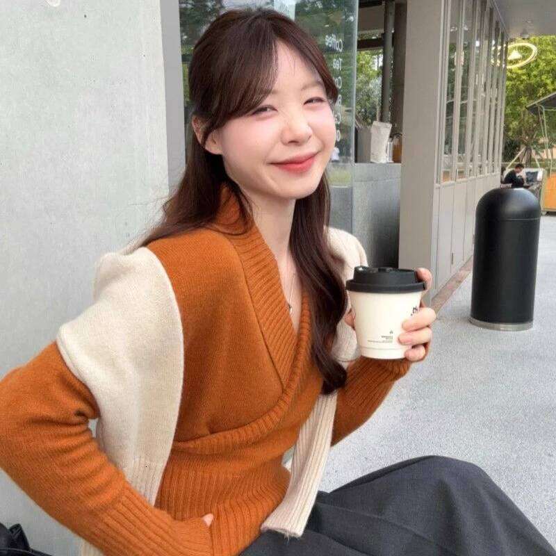 2025 Autumn Winter Long Sleeve V-neck Knitted Sweater Pullovers for Women Korean Cute Slim Fit Temperament Elegant Versatile Top Z260314