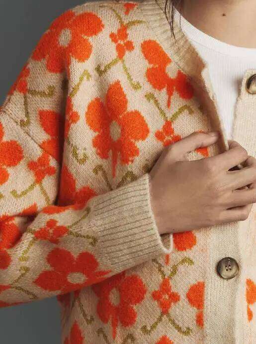 Flower Jacquard Autumn and Winter Women's Sweater Elegant Button Long Sleeved Knitted Cardigan Jacket Z260313