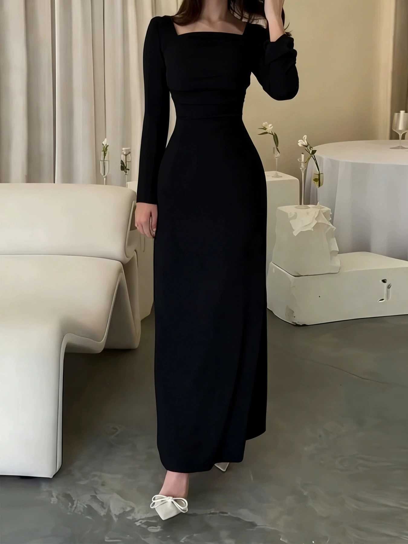 Square collar long sleeved new dress high waist solid color fashionable dress pleated slim fit high waist casual long dressT260314