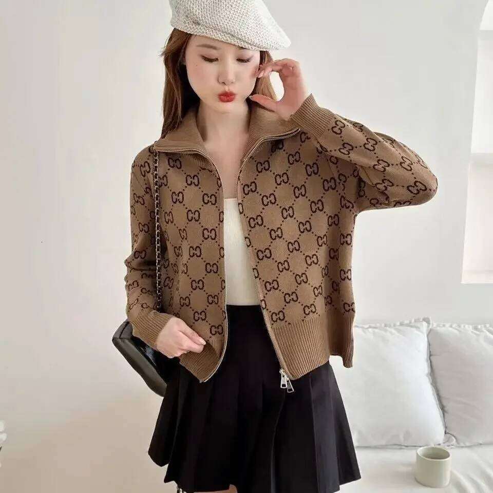 Women's Clothing Unique Letter Zipper Sweater Jacket for Women Spring Autumn Temperament Elegant Loose Grid Knitted Cardigan Top Z260313