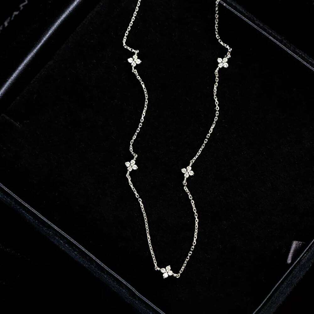 Fashion Cubic Zirconia Petal Flower Stainless Steel Wee Chain Necklace for Women Pendant Jewelry Gifts H260312