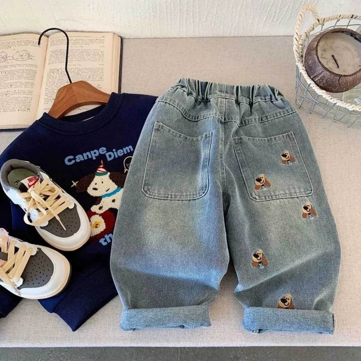 Spring Autumn Baby Boy Cartoon Jeans Korean Loose Elastic Waist Kid Boys Trousers Embroidery Outwear Children Boy Denim PantsT260313