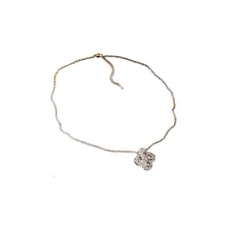 Fashionable Floral Zircon Grass Necklace Korean Sensation Clavicle Chain Unique Personality Jewelry Accessory H260312