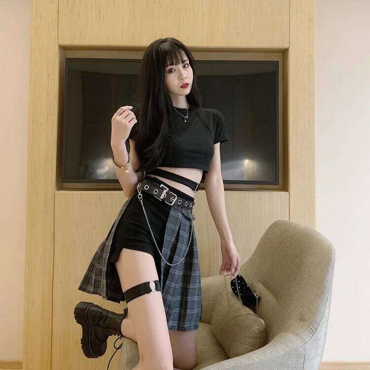 Female Punk Skirt Gothic Style Plaid Irregular Women Asymmetrical High Waist Pleated Mini Skirts sexy skirt for sex Z260314