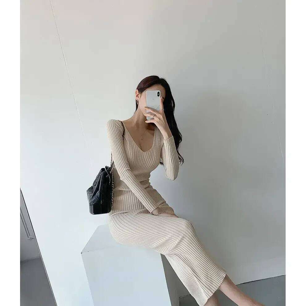 Base Slimming and Versatile Long Skirt Temperament V-neck Slim Knit Dress Women's Z260313