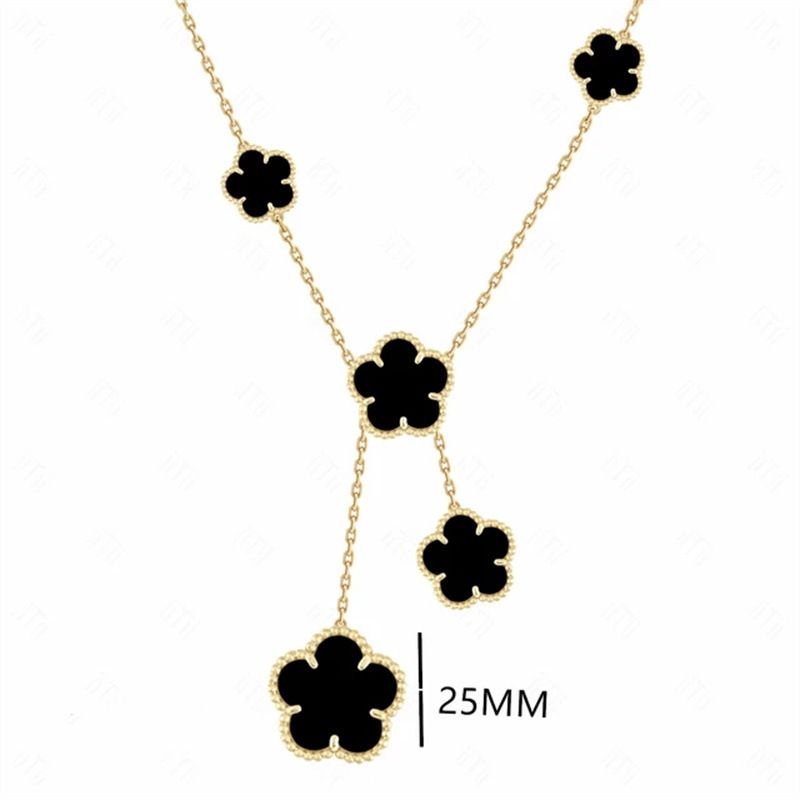 Pendant Necklaces Designer Jewelry leaf clover Necklace Fashion Classic Necklace chain Charm for Women