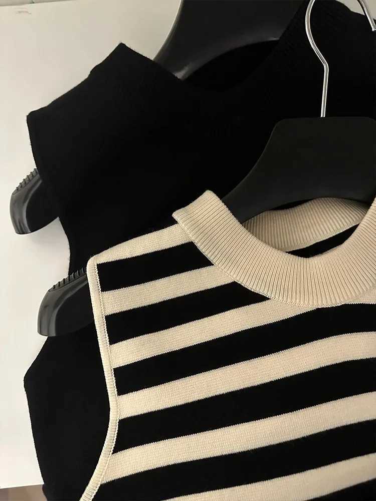 striped knitted sleeveless vest dress for women in summer loose and slimming high waist straight tube skirt retroT260314
