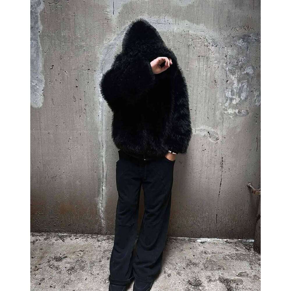 Autumn and Winter Oversized Thickened Warm Black Reversible Faux Fur Parka Men with Hood Zipper Fluffy Jacket Hooded Coat Z260313