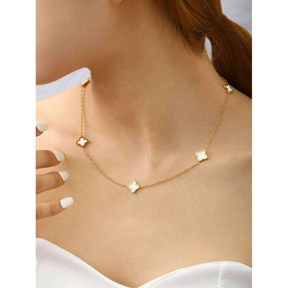 Korean Temperament Charm Stainless Steel 18K Gold-Plated White Mother-Of-Pearl Lucky Cr Necklace For Women H260312