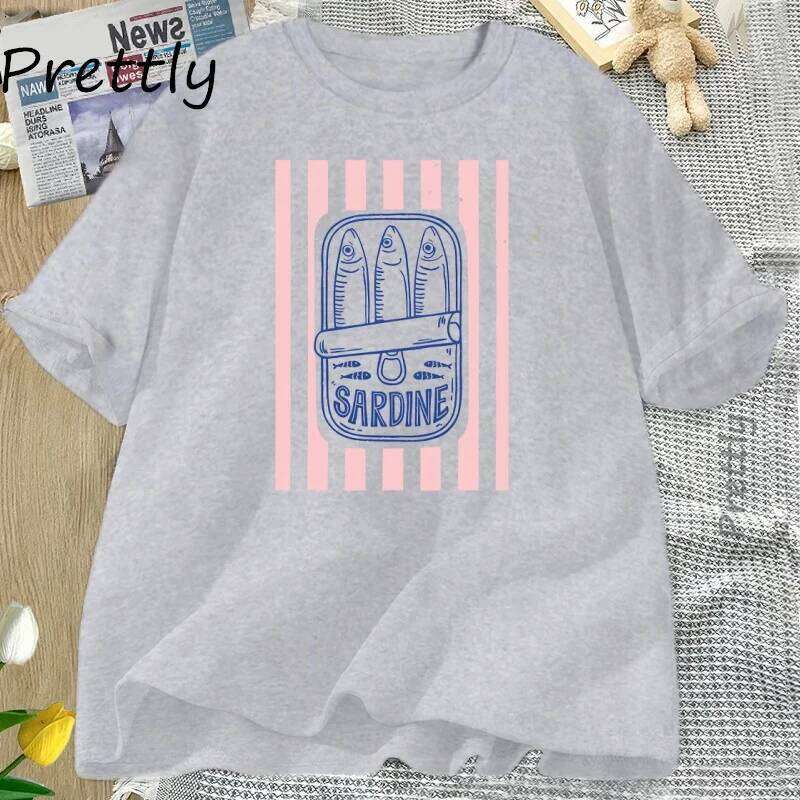 Sardines Tinned Fish T Shirt Women Summer Retro Seafood Graphic Tee Casual Cotton Short Sleeve Round Neck Tshirt Woman Clothes Z260314