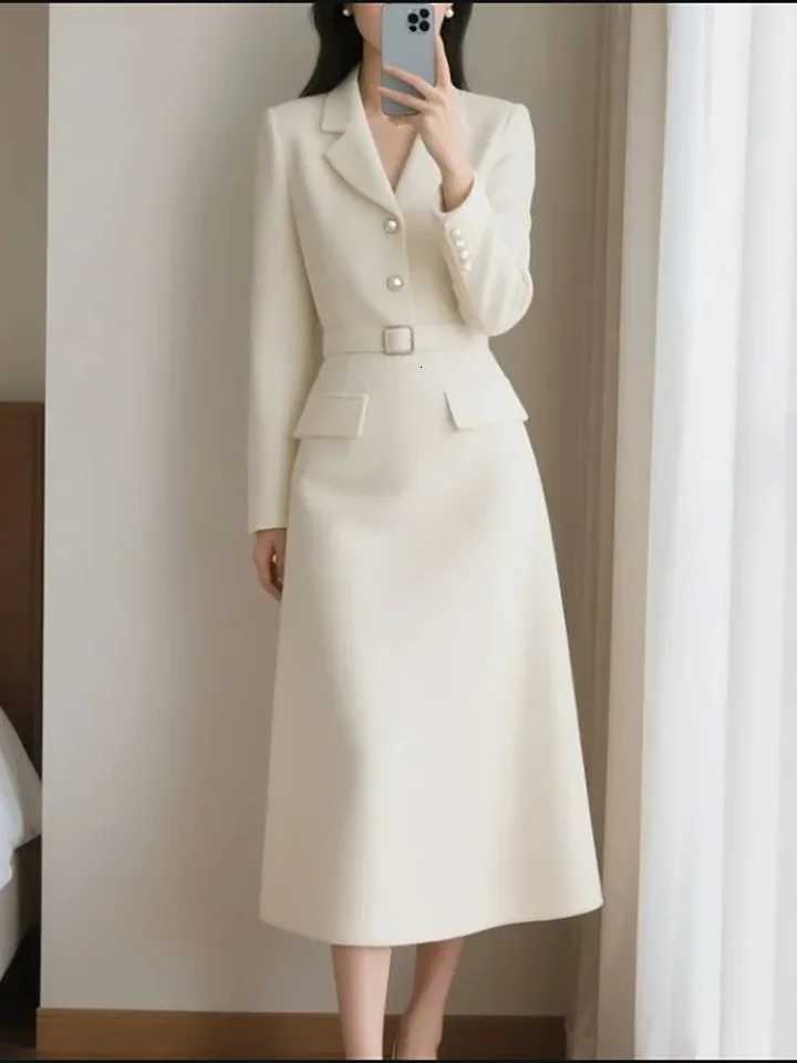 Spring Autumn 2026 New Blazer Dresses Womens Fashion French Loose Long Sleeve Retro Commuting Doggy Medium Long Blazer DressT260316