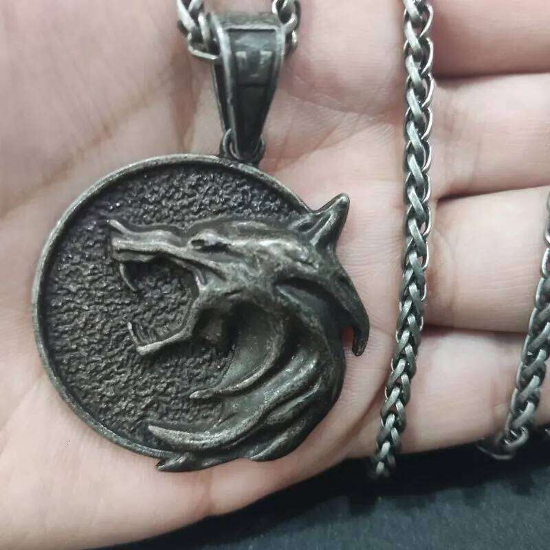 Men Vintage Viking Pendant Punk Street Rock Nordic Stainless Steel Wolf Head Necklace Fashion Jewelry H260312