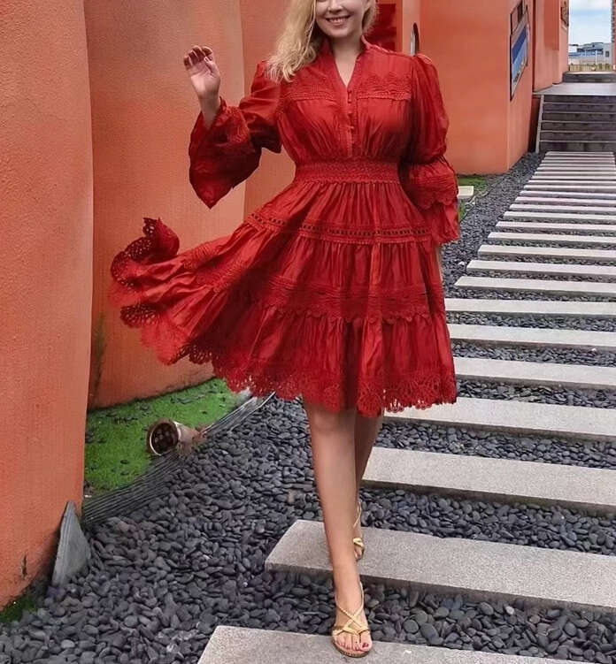 2026 autumn and winter European and American niche elegant lace patchwork bell sleeves waist slimming solid color dress