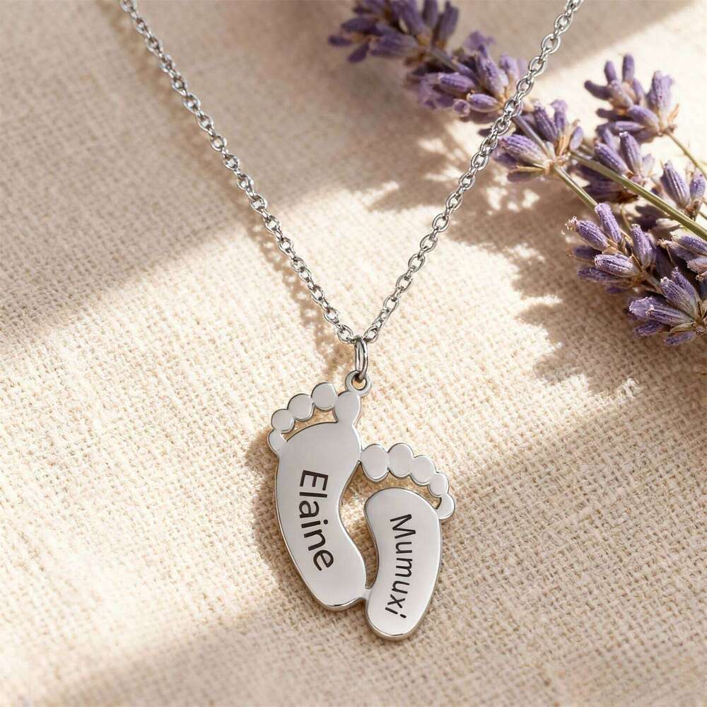 Customized Carving Name Date Foot Stainless Steel Personalized Necklace Couple Friendship Footprints Family Gift H260312