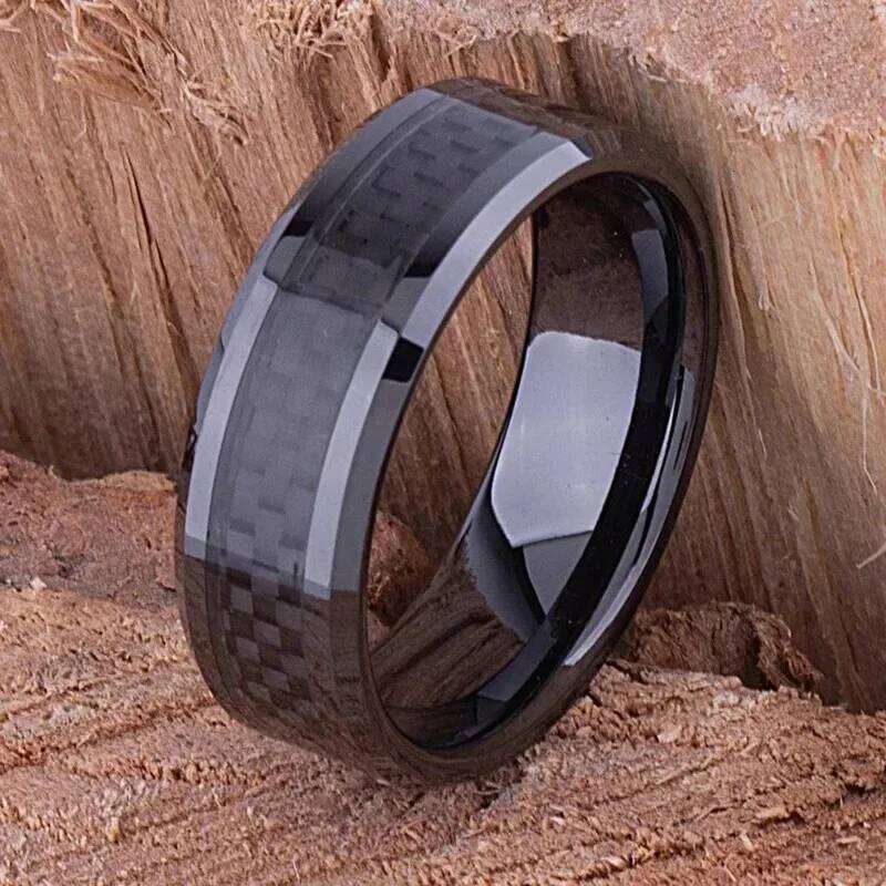 Fashion 8MM Stainless Steel Inlaid Black Carbon Fiber Rings For Men Women Wedding Engagement Party Jewelry Gifts H260312