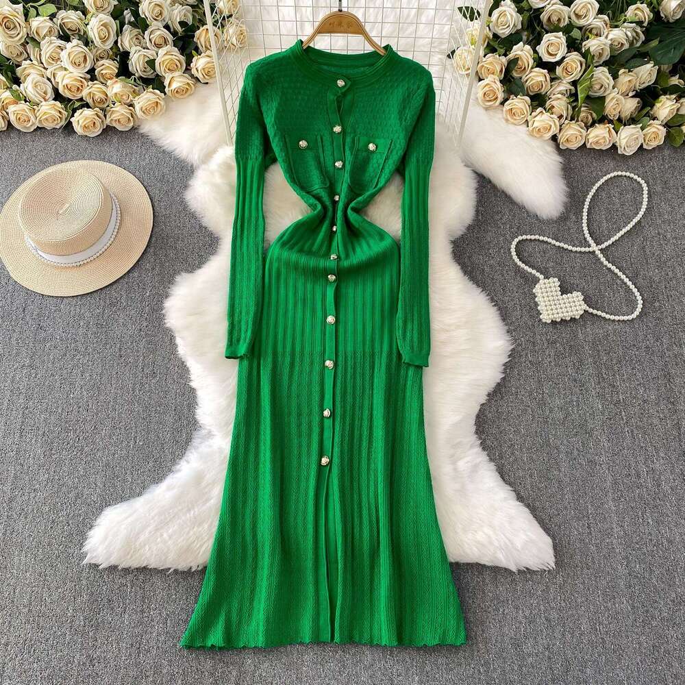 Designer socialite goddess style inspiration women's long sleeved knitted dress autumn and winter with metal buckle waist cinching slimming