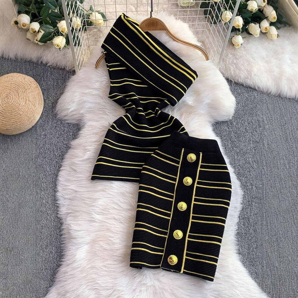 2026 European Fashion Asymmetric Collar Sleeveless Ruffle Knitted Top Luxury Meal Button and Slimming Half Skirt A13 Two Piece Set